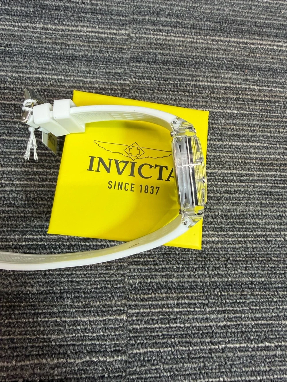 Invicta S1 Rally White Carbon Fiber Men’s  42mm Quartz Movement Watch New